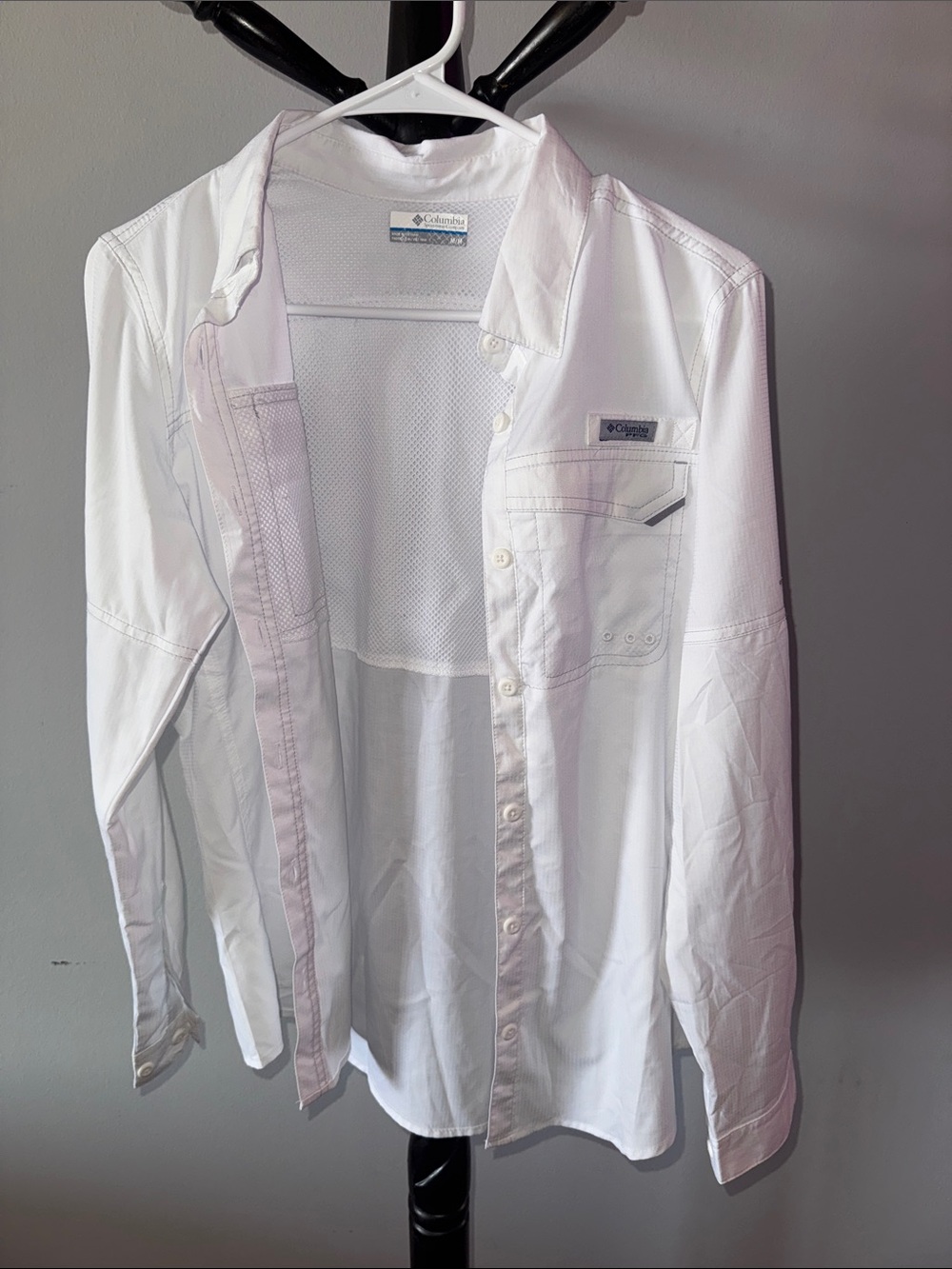 Columbia White Long-Sleeve Button-Down Outdoor Shirt 4.1M